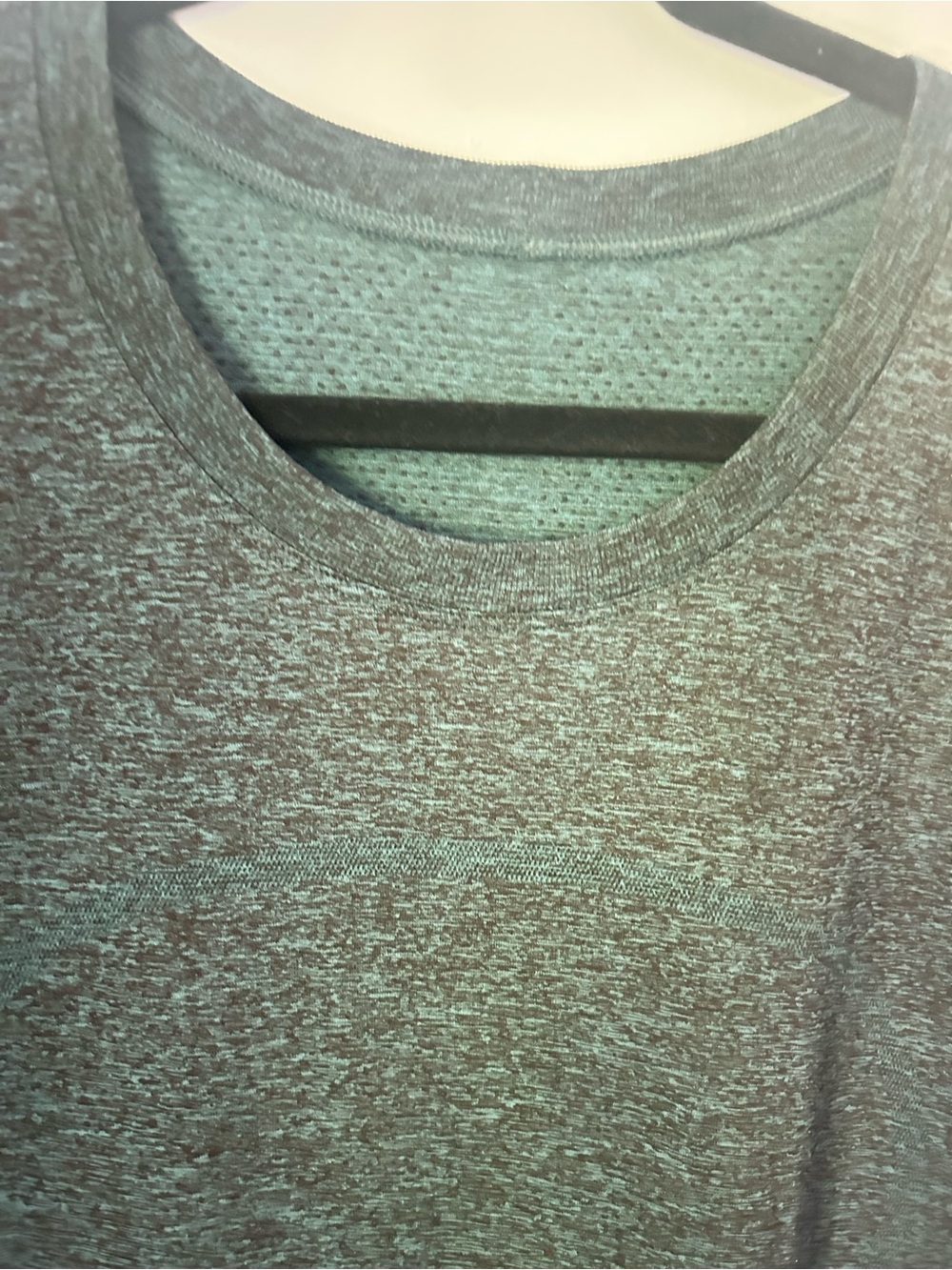 Lululemon Swiftly Breathe Relaxed-Fit Top Size 12 Teal Lagoon Color - Picture 5 of 6